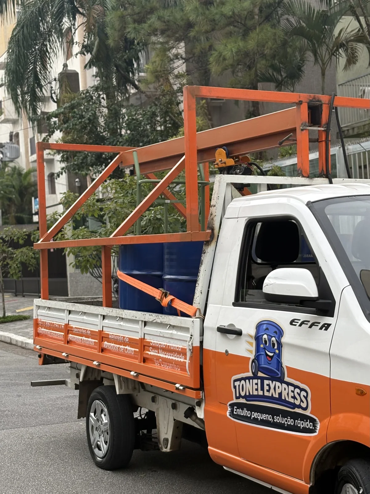 Tonel Tonel Express | Retirada de Entulho e Caçambas na Baixada Santista